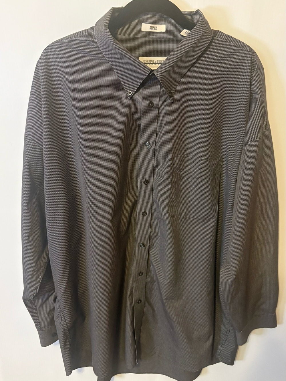 Joseph & Feiss Men’s Dark Pinstripe Button-Down Shirt